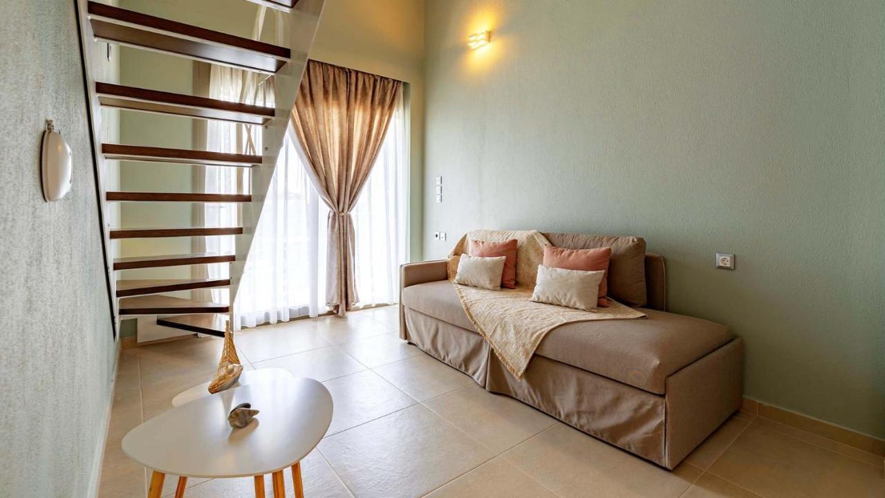 Estelle Family Luxury Apartments & Suites Gerakini Luaran gambar