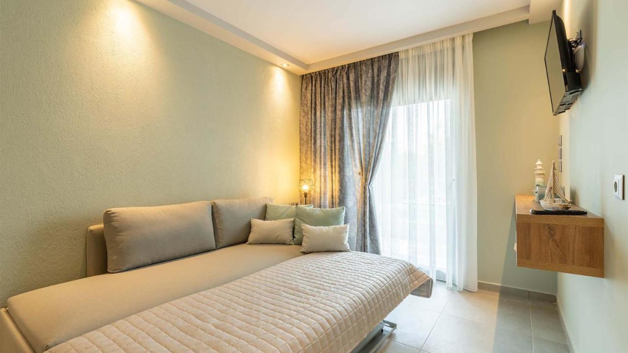 Estelle Family Luxury Apartments & Suites Gerakini Luaran gambar