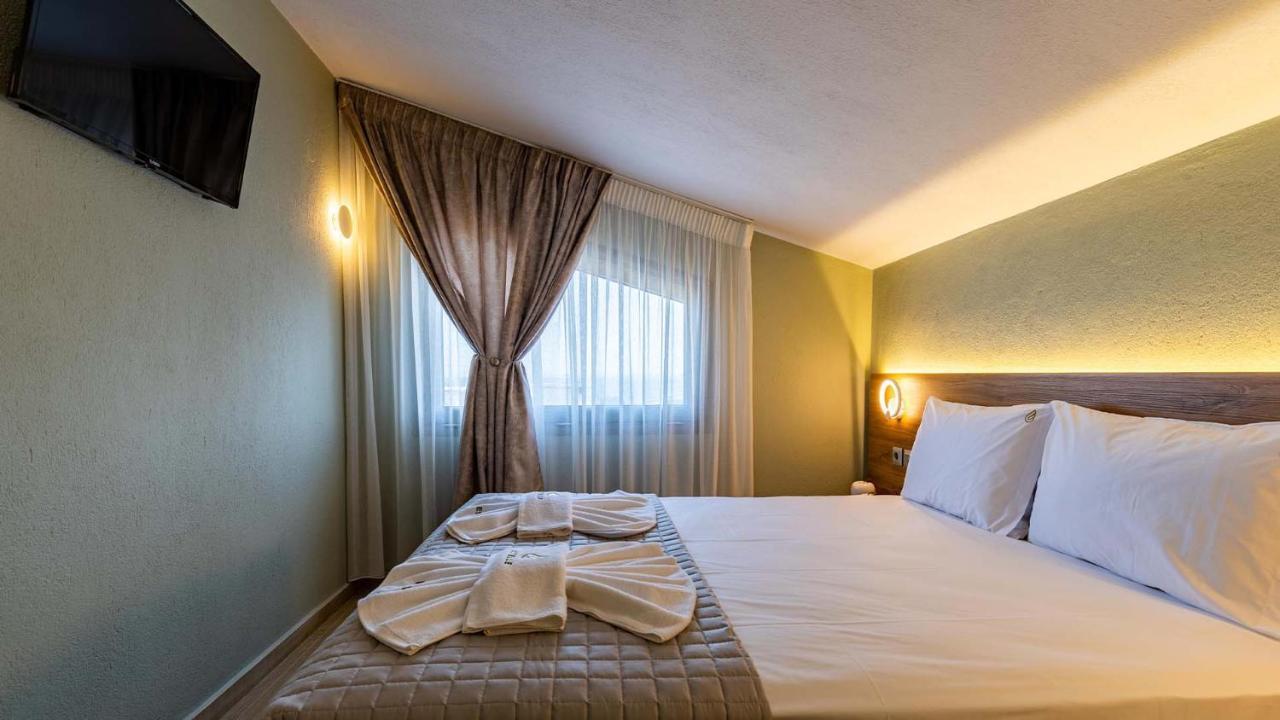 Estelle Family Luxury Apartments & Suites Gerakini Luaran gambar